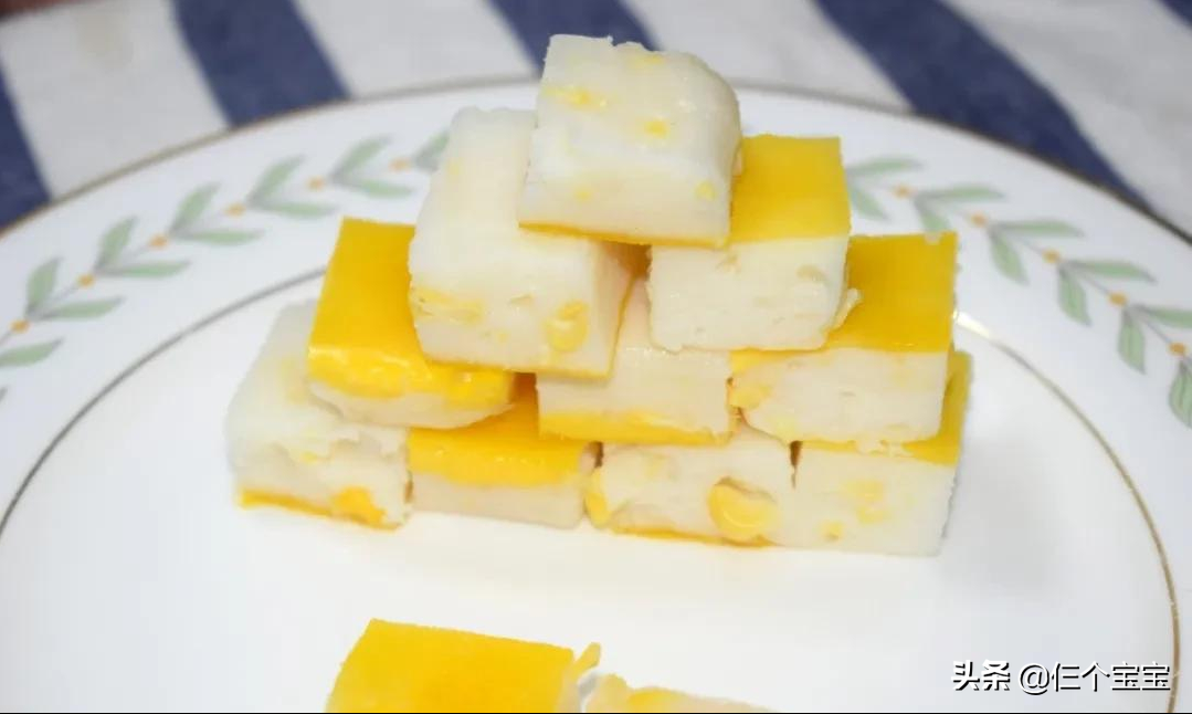 细嫩Q弹的清蒸鱼糕，肉质细嫩，吃起来更好消化，没牙宝宝也能吃