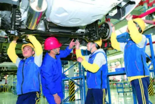 对话·成都汽车职业技术学校
