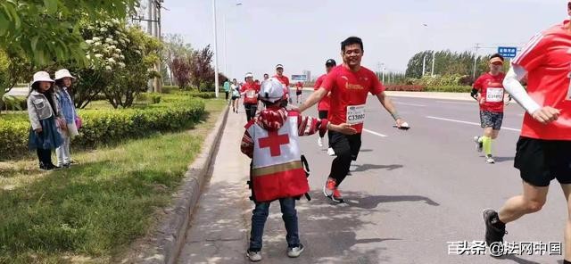 郑开国际马拉松志愿者相关知识(让有趣的灵魂和生命价值在人生意义中绽放光芒 郑开马拉松志愿者)