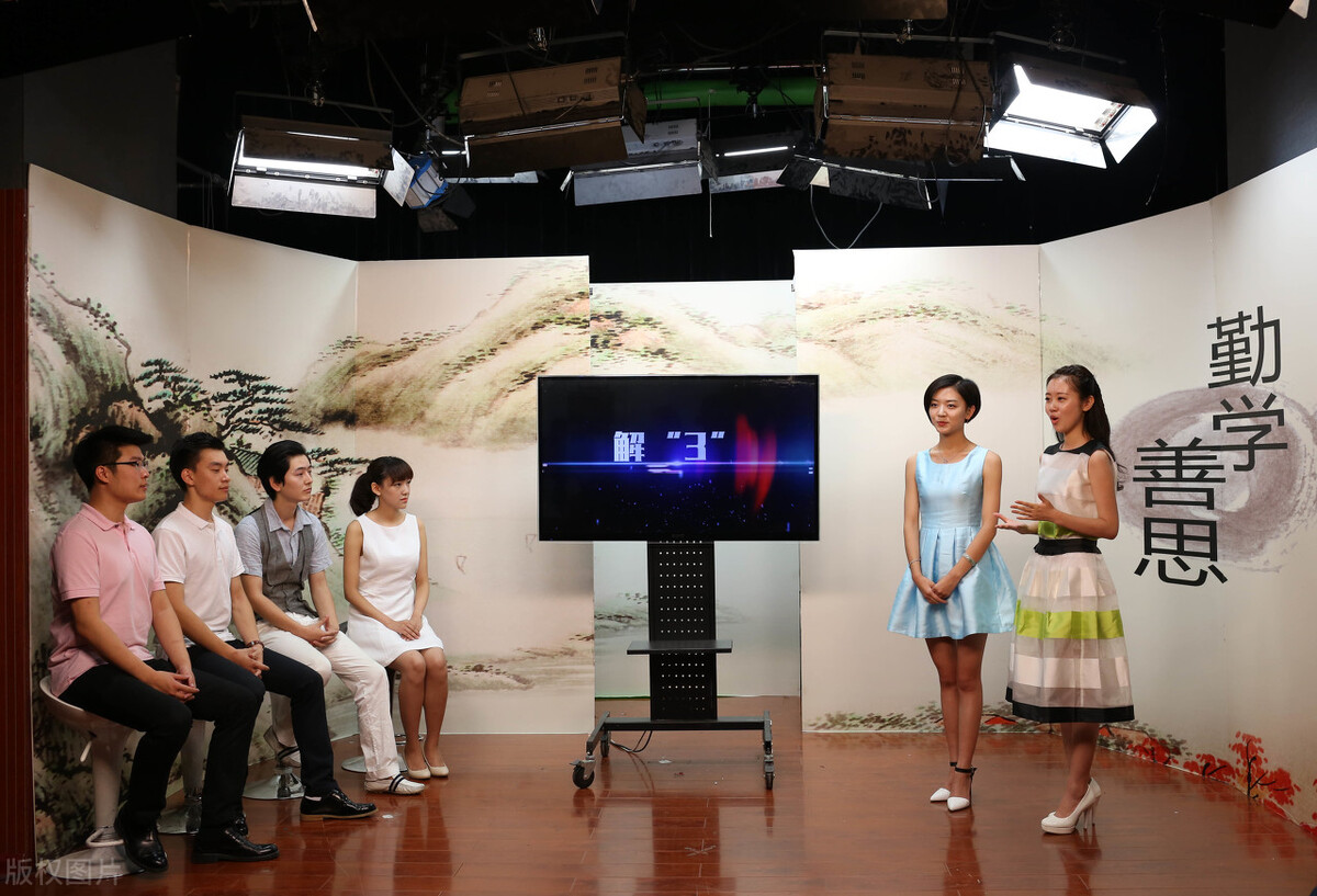 播音与主持艺术院校有哪些？全国共有260余所，其中15所需校考