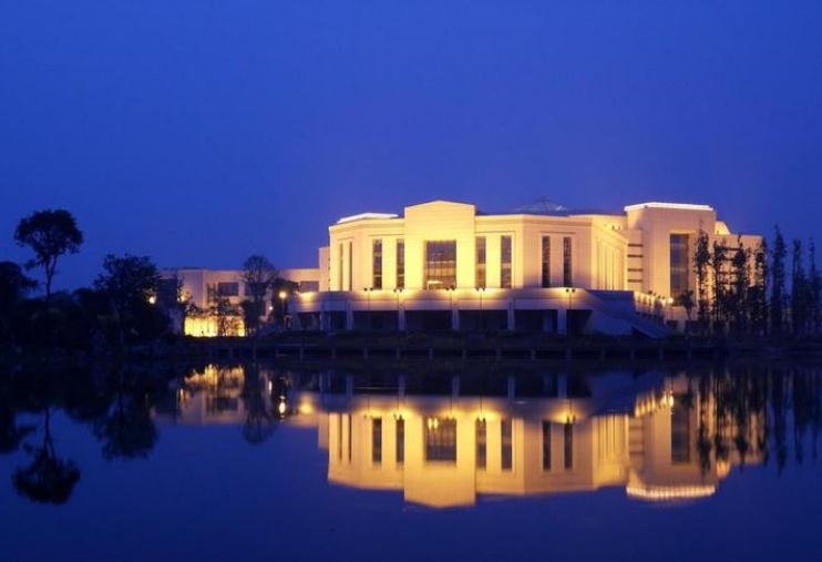 四川这所大学很委屈，明明是985高校，却被家长质疑不是一本