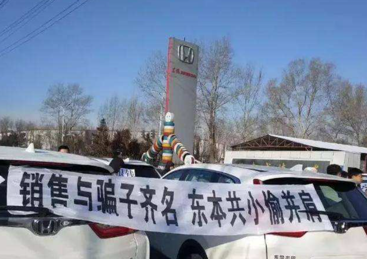 半年关店1000家！中国最会挣钱的行业，开始死亡倒计时？