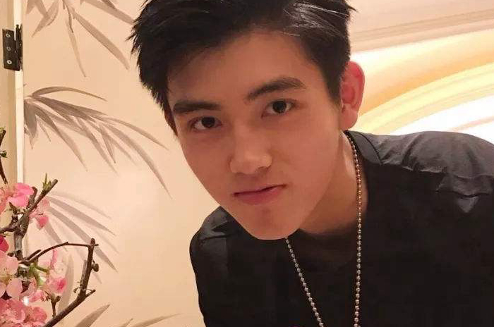 热度猛涨的十大00后男明星之首是谁？易烊千玺王源黄明昊周震南