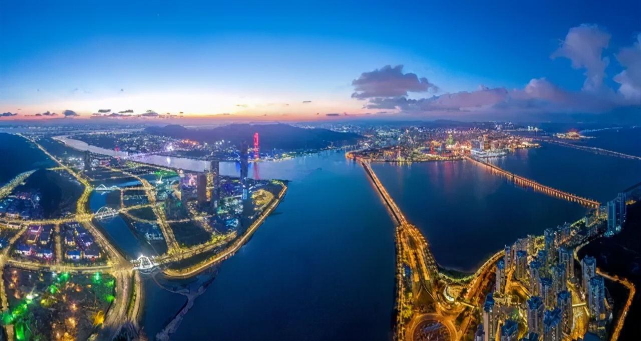 与龙岗不一样的坂田，凭啥在今年成为网红片区