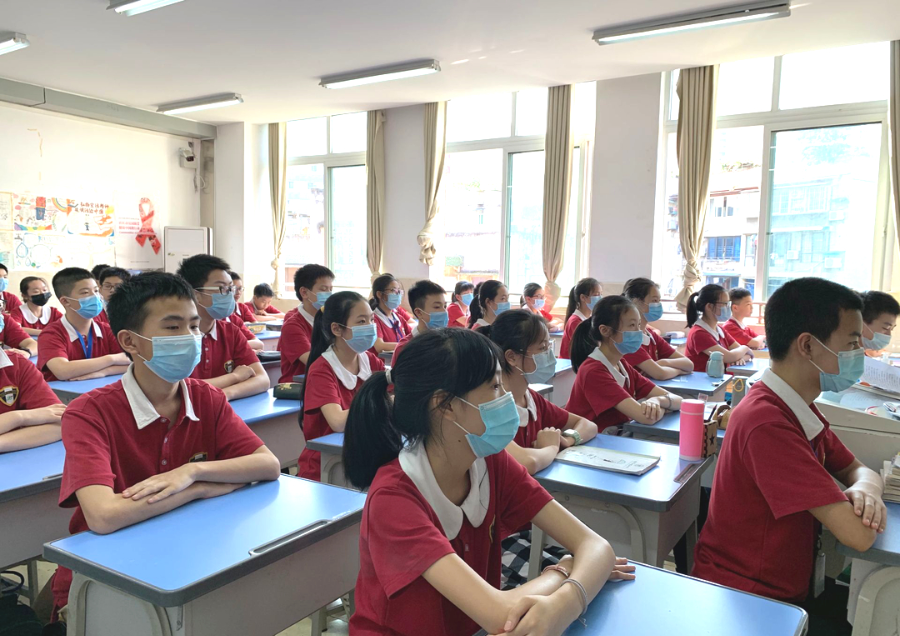 哪家校服最好看？重庆40所中学校服欣赏