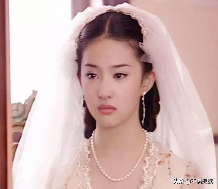 《第一炉香》：女学生葛薇龙为什么自甘堕落，沦落成高级交际花？