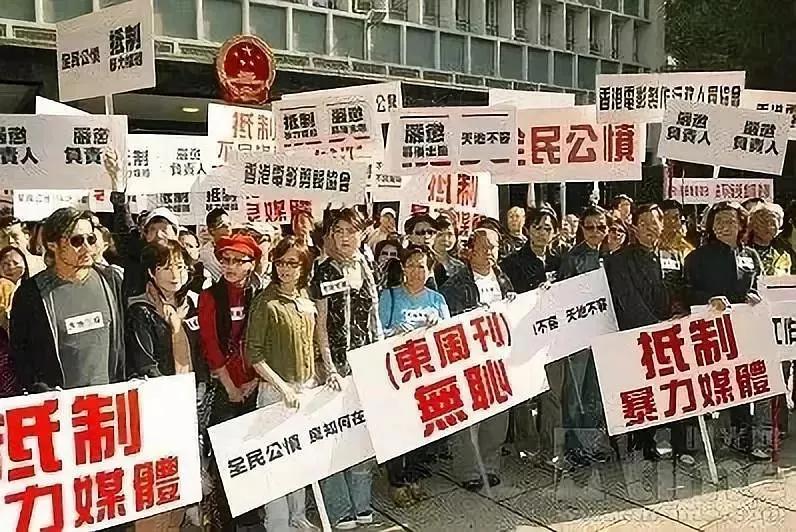 刘嘉玲黑暗经历：曾遭黑社会绑架三小时，被拍不雅照强登杂志封面