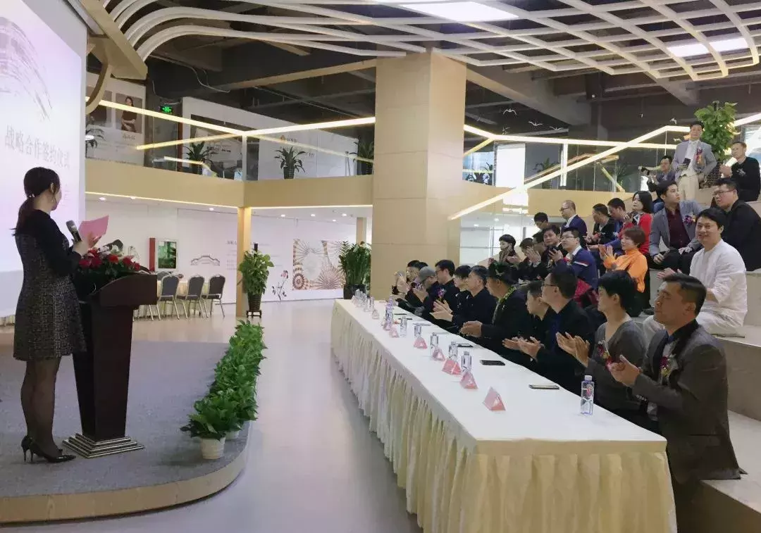 祝贺好荟装与兰腾文化达成战略合作,推动人居环境与文化融合发展