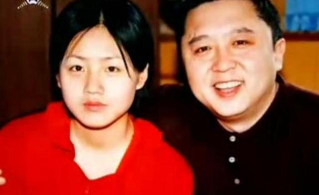 抽烟喝酒烫头，摇滚影帝相声，“京城富少”于谦瞒了观众多少？