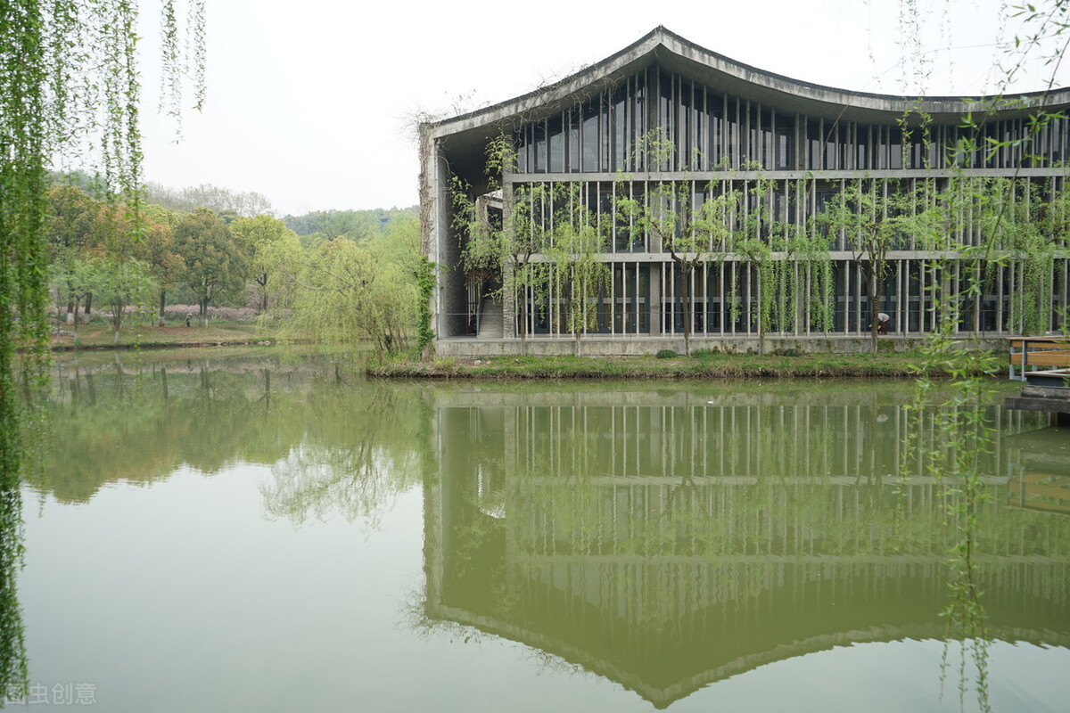 艺考生如何选择中央美术学院和中国美术学院？这些知识很重要