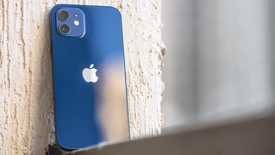 大学新生换机攻略：推荐这三款高端旗舰给大家，用4年没问题