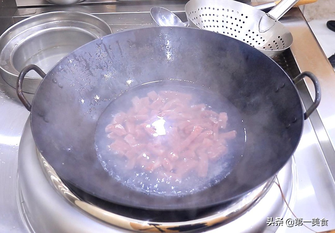 牛肉干怎么做家庭制作，自制五香牛肉干的步骤详解？