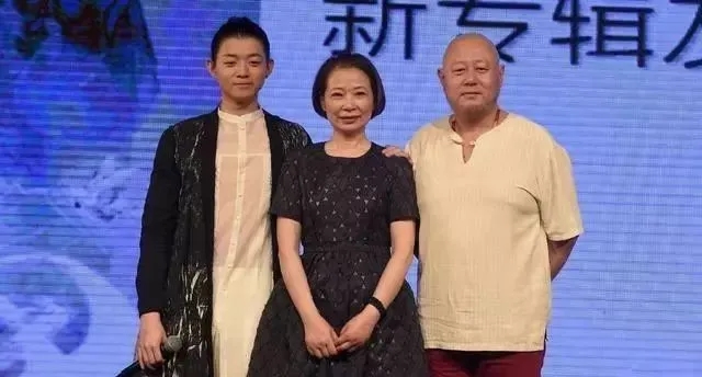 霍尊的爸爸是谁,霍尊资料,霍尊星座_达一风水网