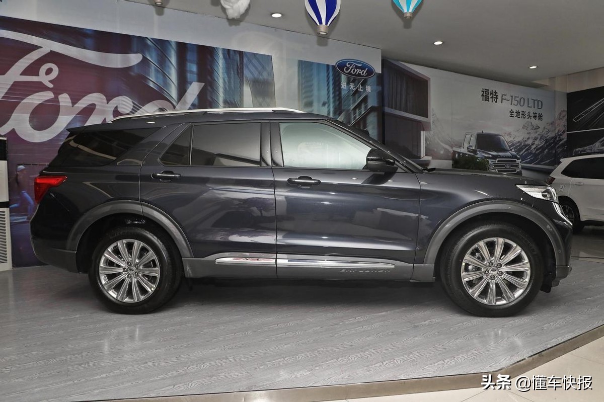 35万元级6座中大型SUV，福特探险者、凯迪拉克XT6如何选？