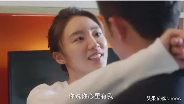 四大奢品鞋，你不会只记得Jimmy Choo吧？更奢华的还有它们