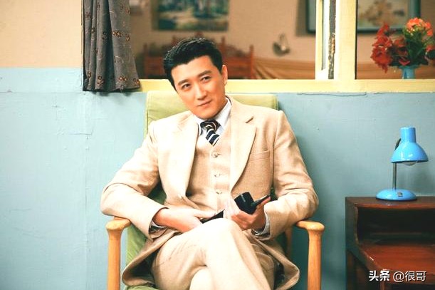 突围：任东霖剧中扮王平安，曾坦言演反派更过瘾，妻子演过红楼梦