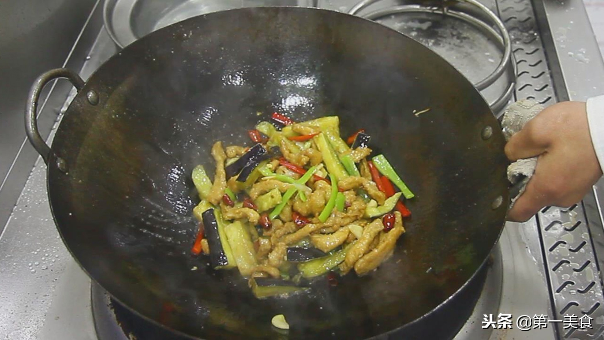 茄子燉肉,茄子燉肉的家常做法