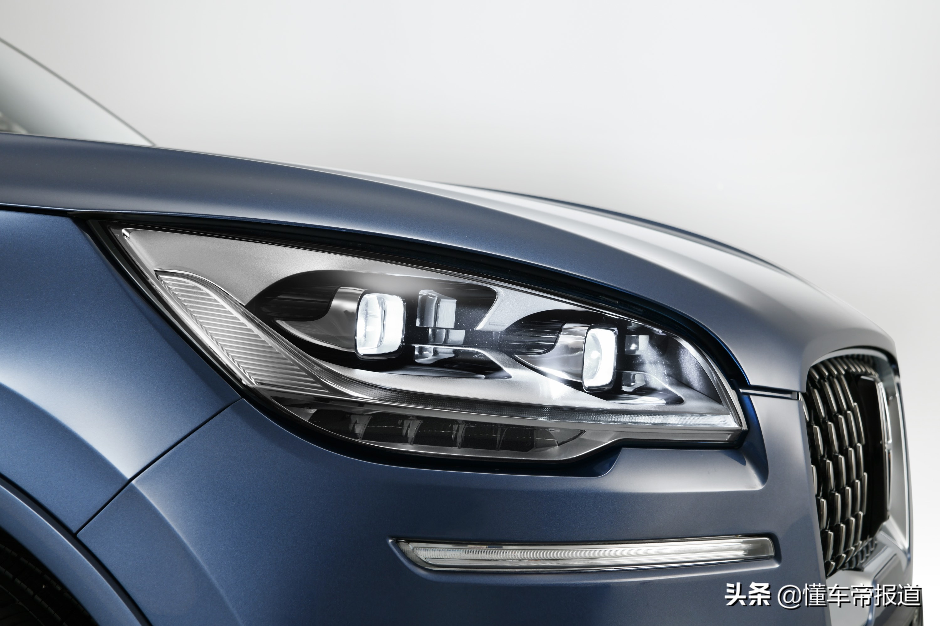 挑战宝马X5、奔驰GLE，全新林肯飞行家上市，售价62.88-81.88万元