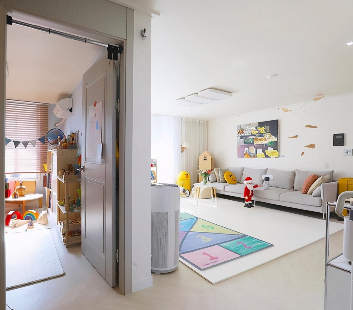 【親子宅設計精選】日本夫婦80㎡小公寓，客廳改造成孩子遊玩區，面積不大，卻很暖