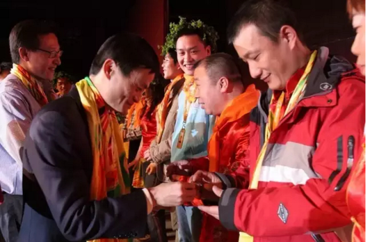 只问播种，不问收获！刻意学习，持续行动，时间会给我们意外惊喜