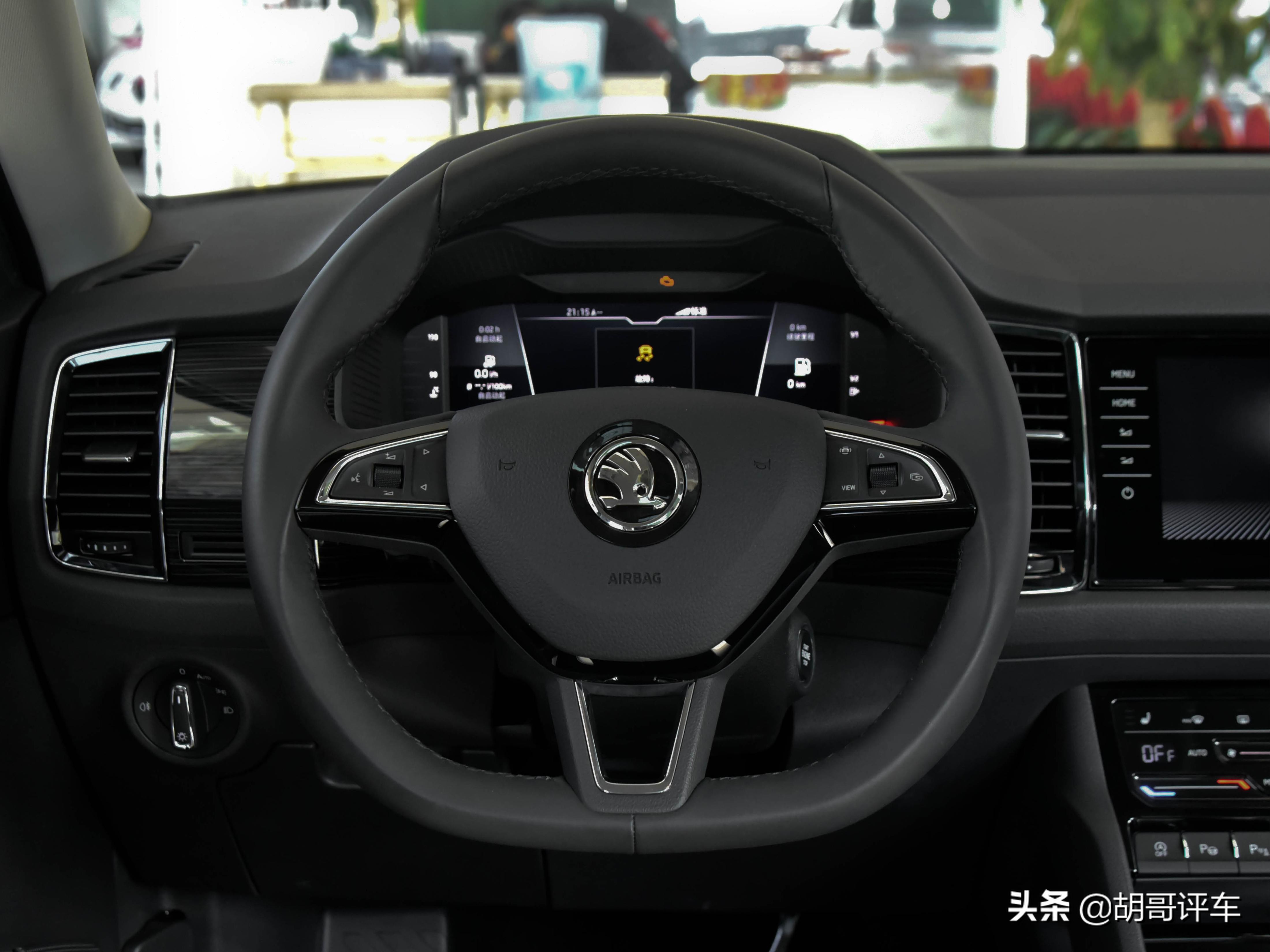 实惠的合资中型SUV，油耗也不高，实拍斯柯达柯迪亚克