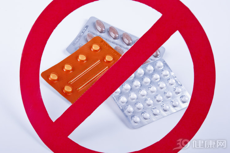 阿司匹林饭前吃好，还是饭后吃？医生告诉你正确的服用方法