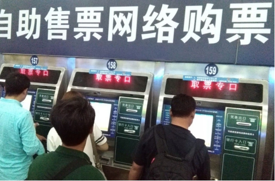 大学生“半价”就能买火车票，中学生为什么不能？很多人不知道