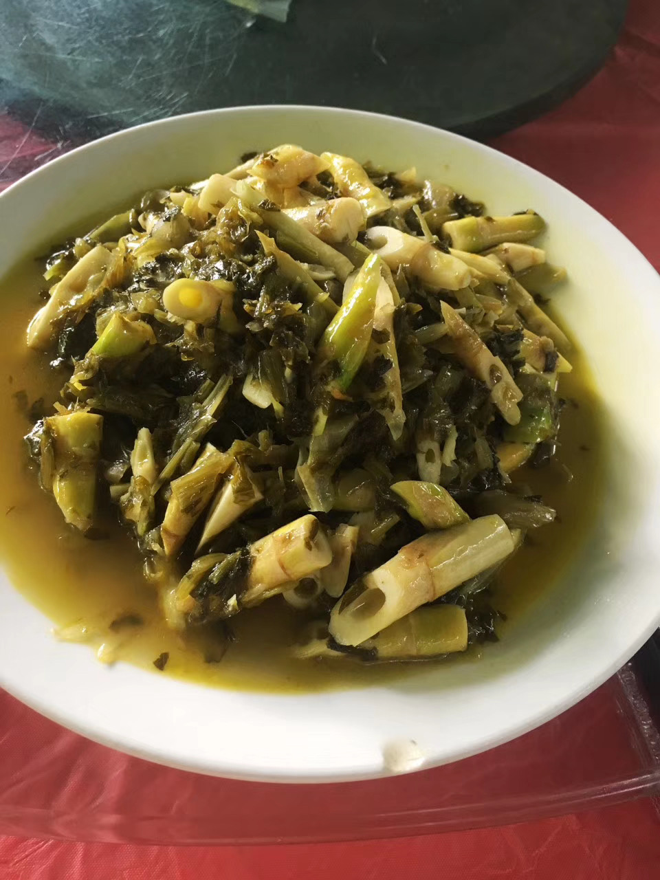 人间有味是清欢，足不出户，食鲜笋，乃知春至，乃知希望至
