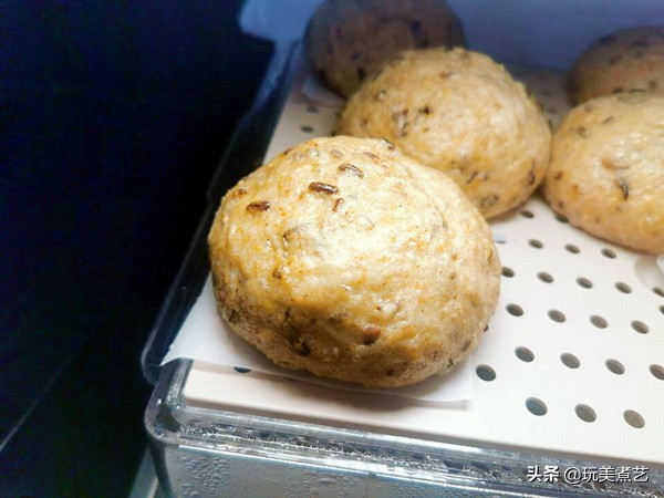 夏天早餐胃口不佳的小伙伴，快来看看开胃包子怎么做