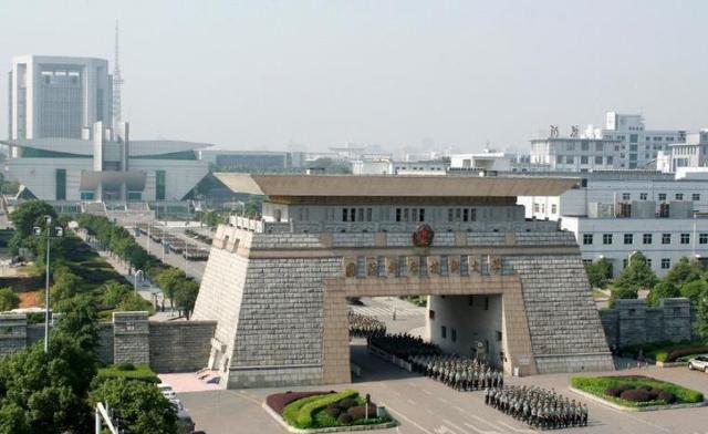 2021科技类大学排行榜，华中科技大学荣登榜首，中科大屈居第二