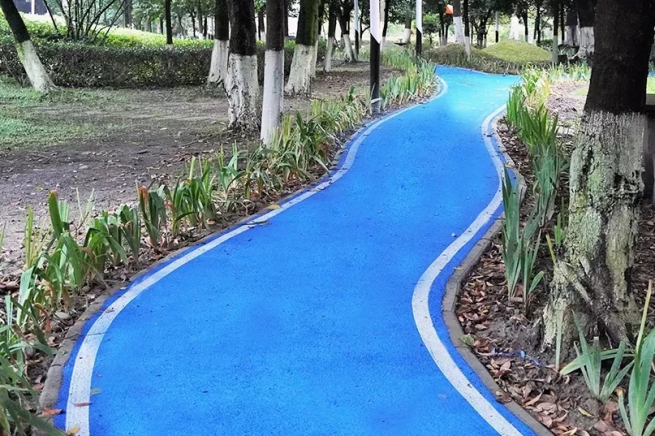 羡慕！食堂开轻食窗口，智能快递超市上线，四川大学还有多少