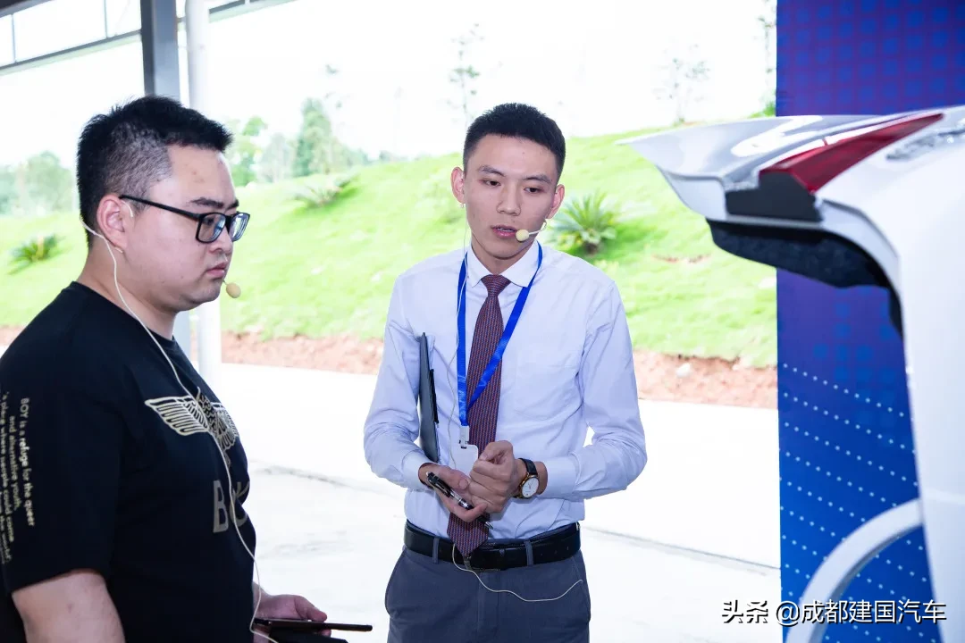 技能引领发展 匠心铸就人才