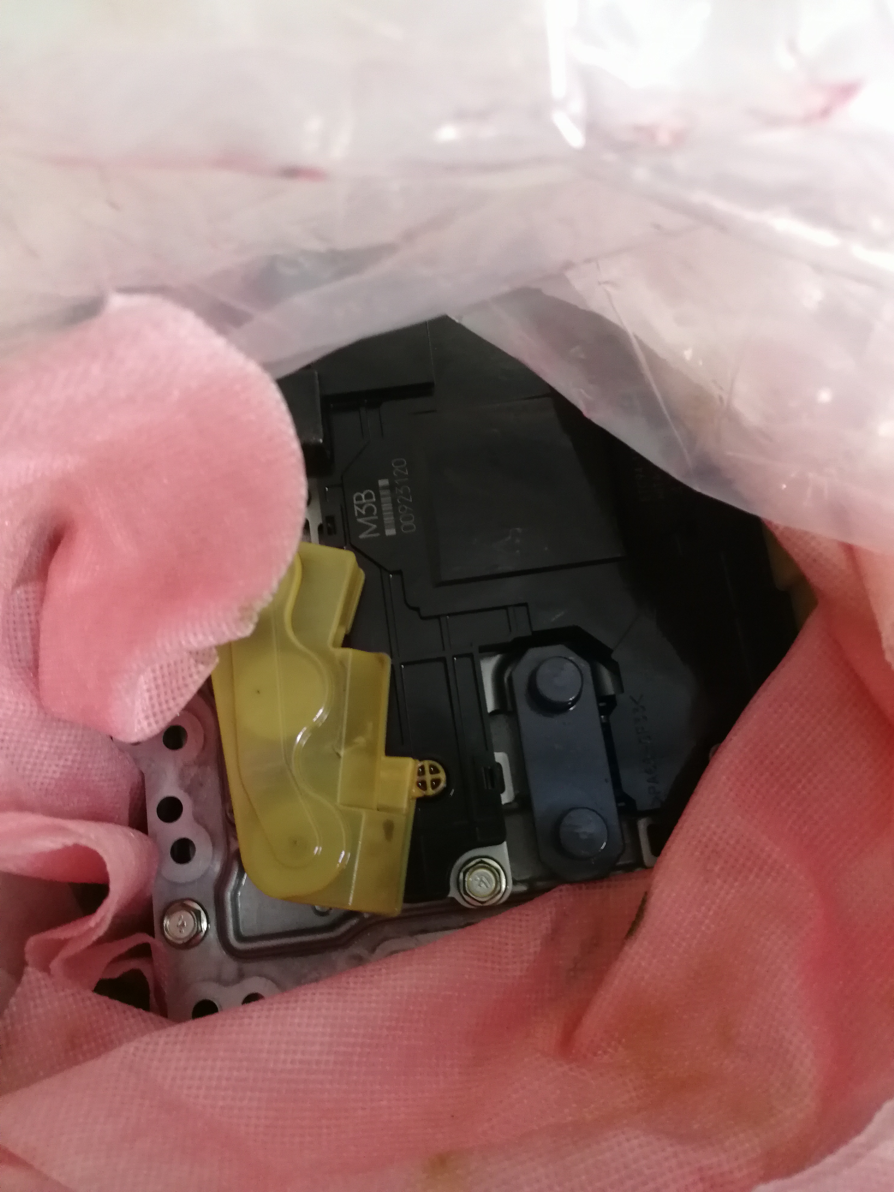 英菲尼迪FX37加速行驶无力，行驶中顿挫感比较严重，仪表亮故障灯