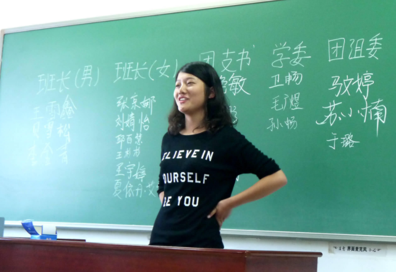 大一新生竞选什么“班干部”最好？班长不是最佳选择，有利也有弊