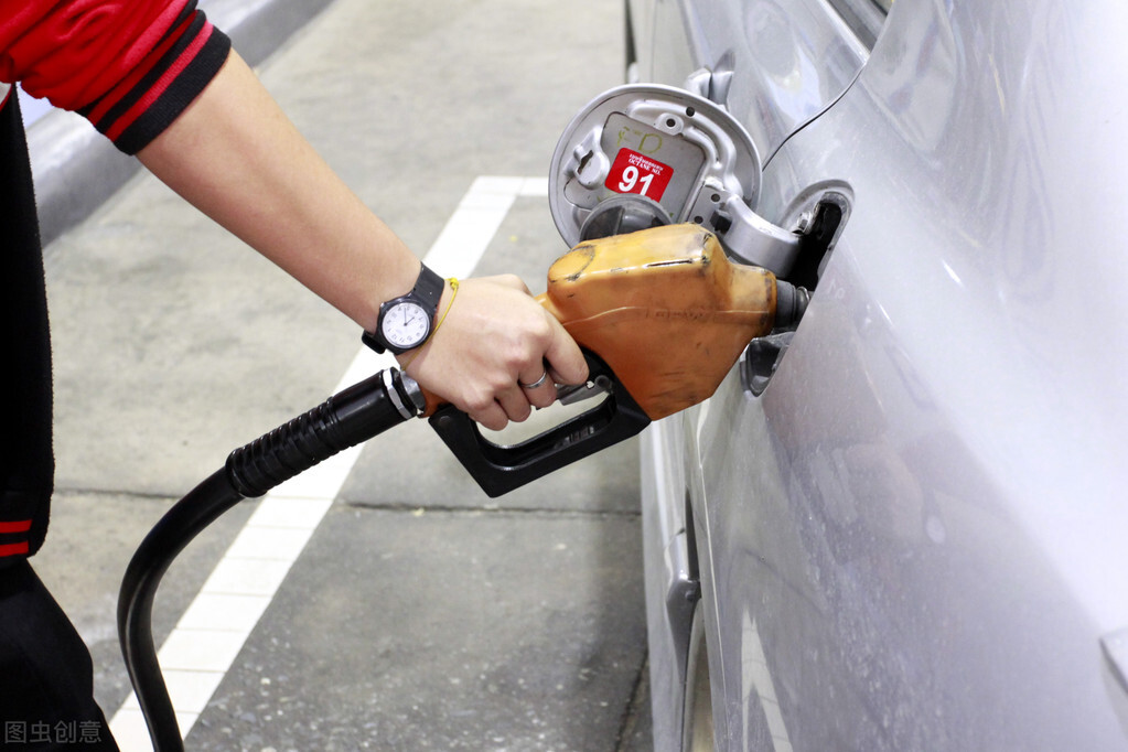 今晚油价大涨｜2021年10月22日最新92,95汽油与0号柴油价格