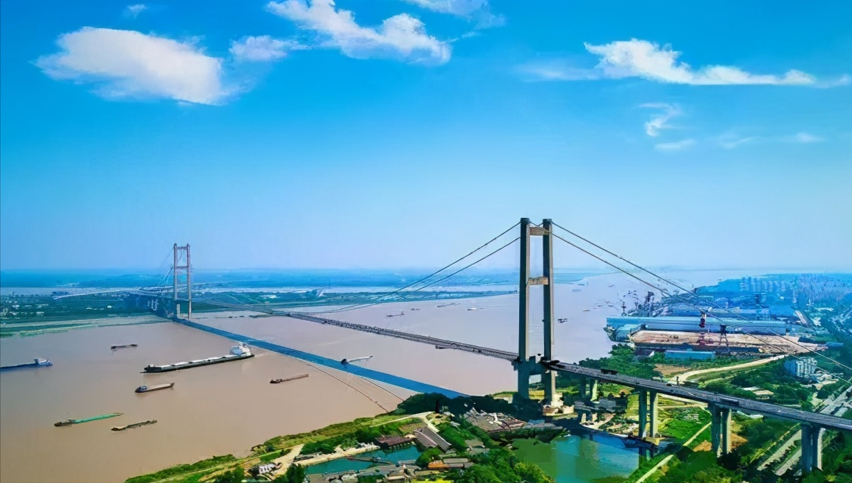 从诗词中的镇江,了解润扬大桥,为何不叫镇扬大桥