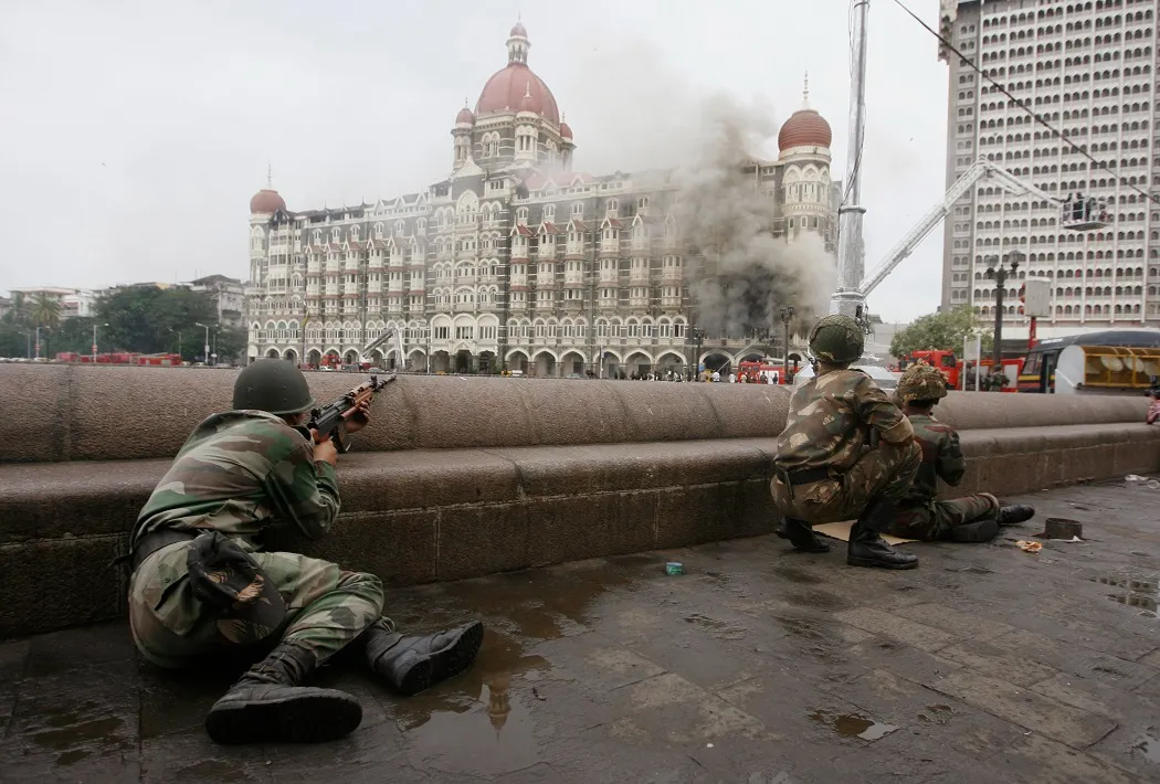 史上最差的反恐行动：印度黑猫突击队强袭酒店，反遭恐怖分子暴打