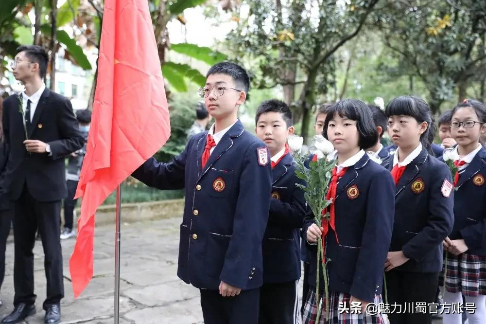 绵阳南山中学双语学校：青山绿水存正气，苍松翠柏慰英灵