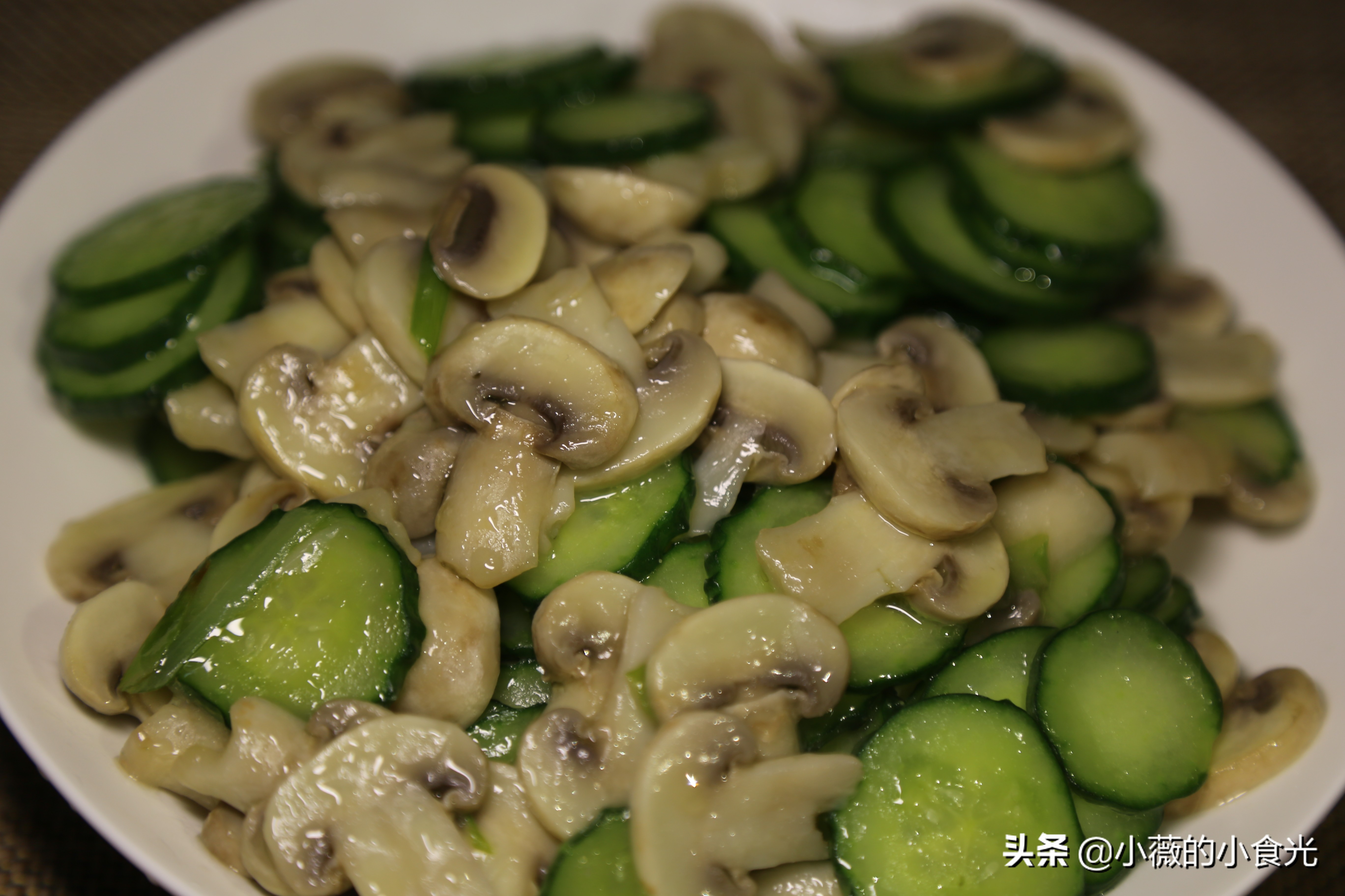 蘑菇和黄瓜能一起吃吗 -生活知识库-动动脑