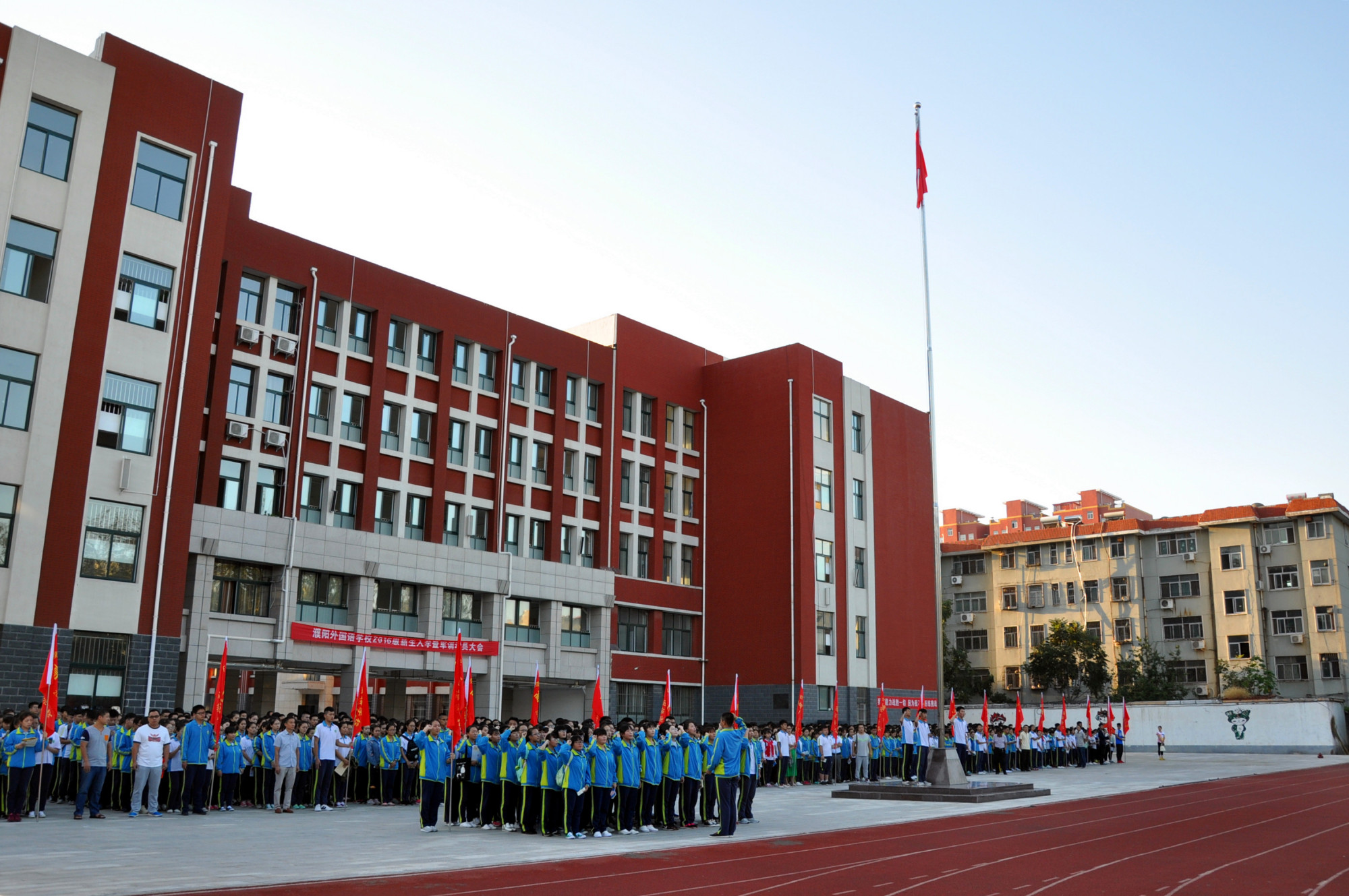 濮阳市有名的5所高中，市一高进河南前10，南乐一中也强