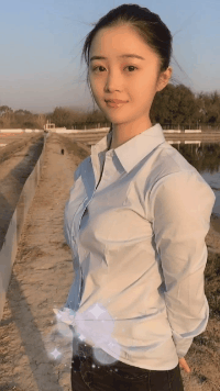 性感诱惑的内涵美女GIF图片：咬嘴唇的妹子，让人无法抵抗！