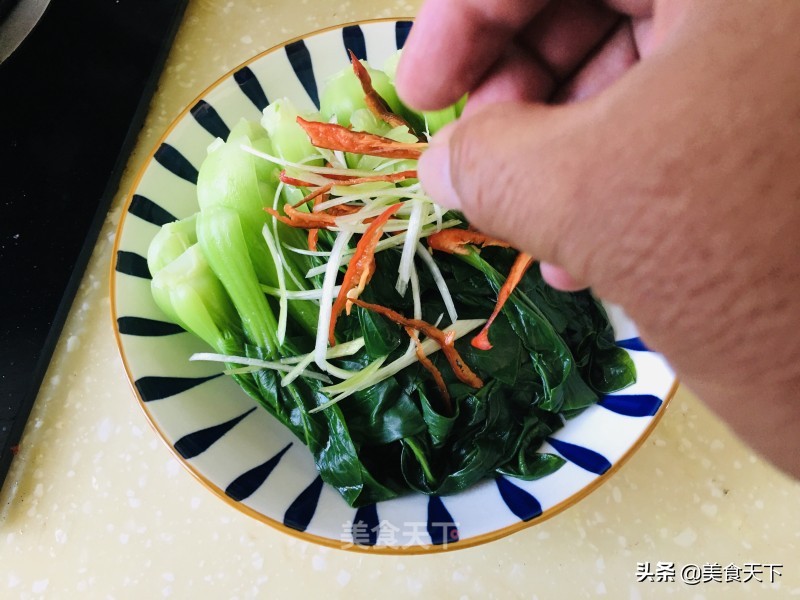 油菜的做法（油菜在家这样做堪比五星饭店大厨）