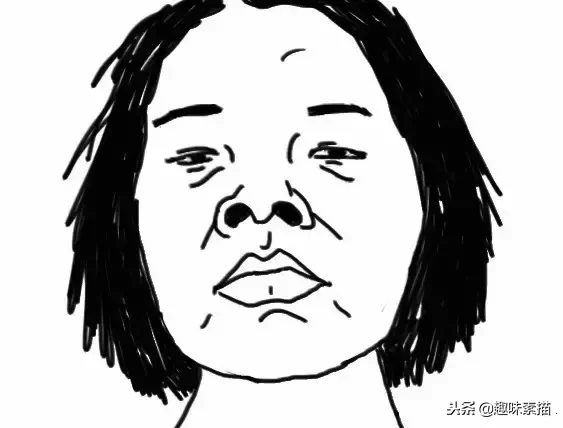 化妆学校素描美人图（美院毕业的她）