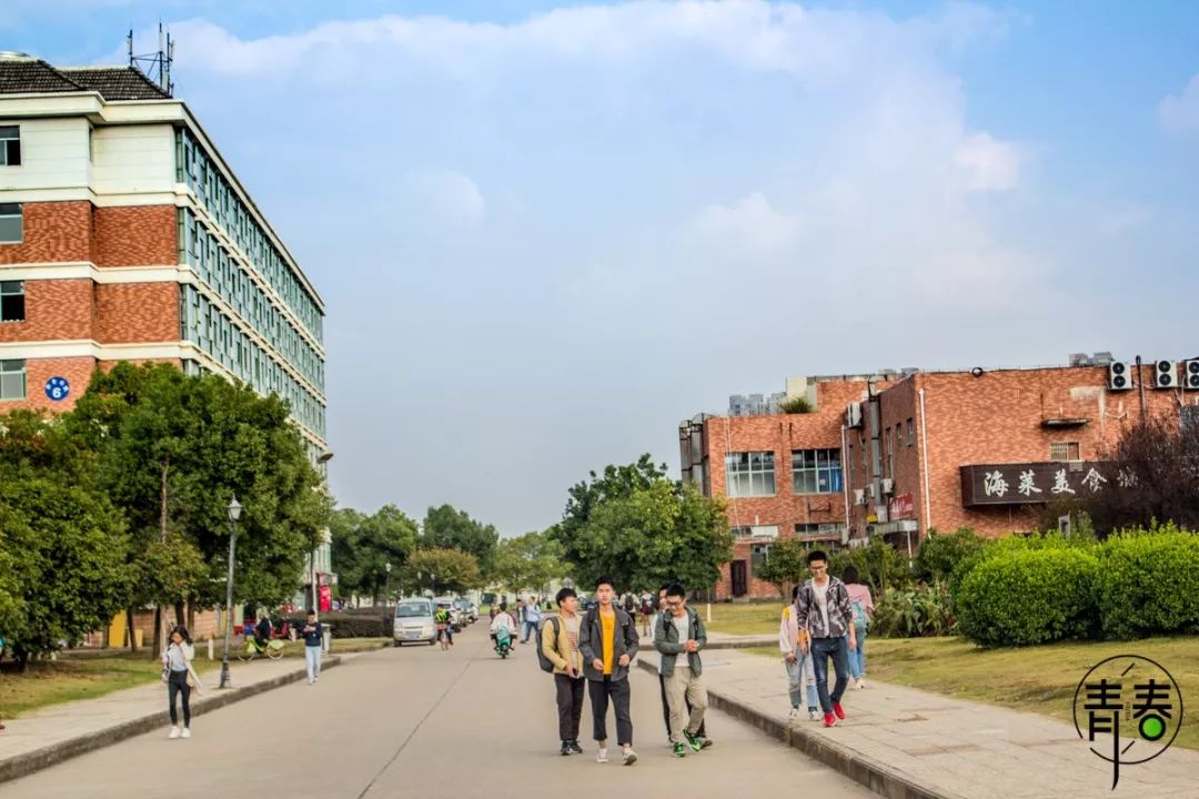 233路尽头的南昌航空大学，承包你的四年青春！