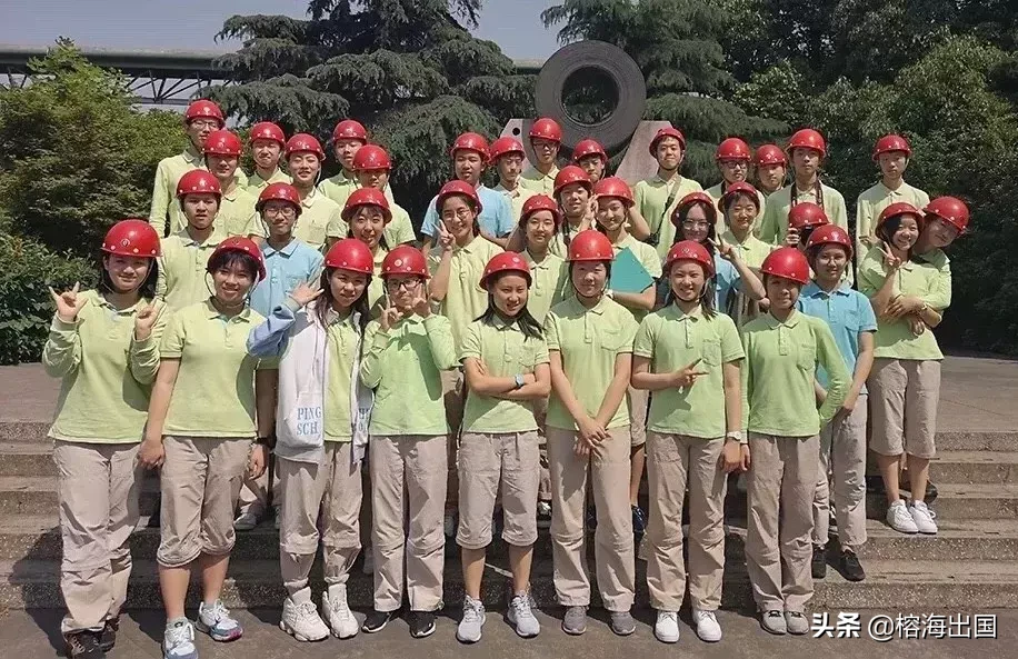 八一八上海小朋友的校服，哪所学校才是魔都颜值Top 1？