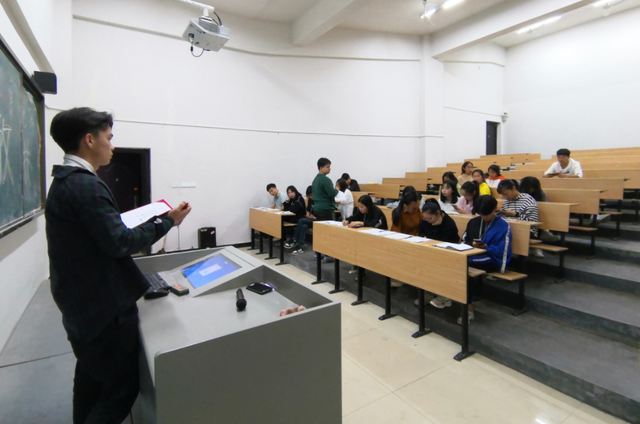 这两所大学校名“一字不差”，实力却相差悬殊，学生报考要看好