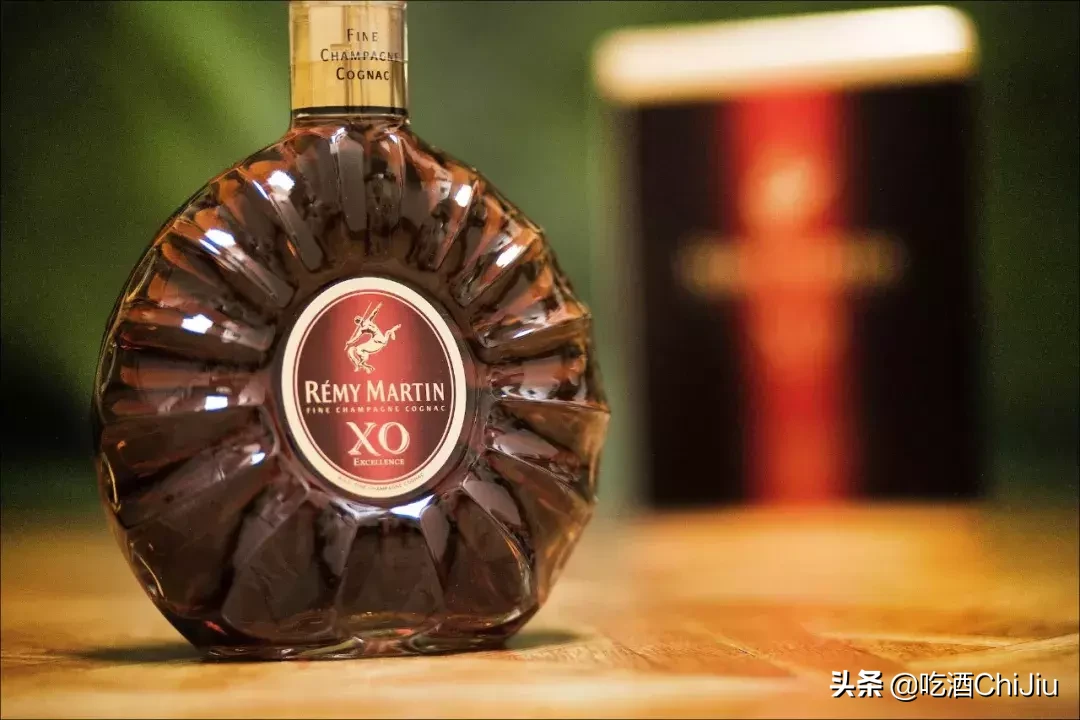 人头马XO,中年富人眼中的性感!