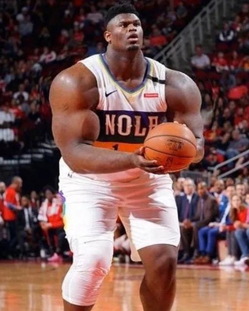 nba有哪些身体天赋(NBA现役哪5位球星 能代表各位置球员身体天赋的天花板？)