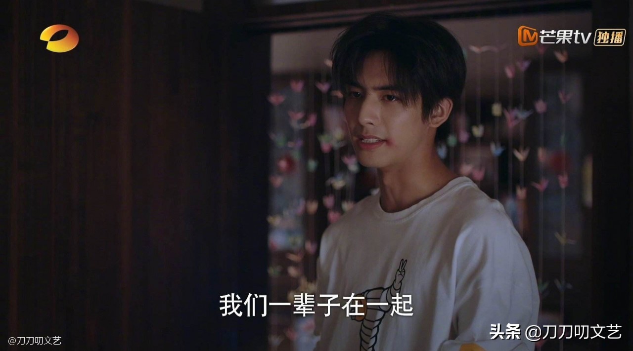 他不配？95后鲜肉获尔冬升、赵薇发出S卡后，却被曝“黑历史”