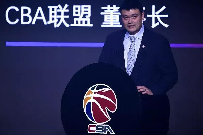 cba季后赛为什么单场淘汰(CBA常规赛或狂减18轮，季后赛传好消息，易建联复出首秀推迟)